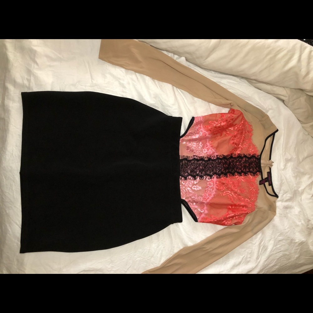 Long sleeve mesh & lace dress